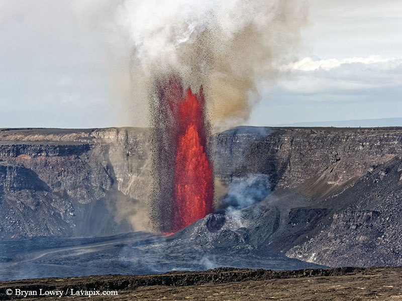 _BL_8828_32025 GH5.jpg :: Lava fountain, Kilauea volcano, Hawaii Volcanoes National Park, The Big Island of Hawaii 3-20-25
