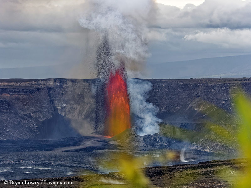 _BL_8834_32025 GH5.jpg :: Lava fountain, Kilauea volcano, Hawaii Volcanoes National Park, The Big Island of Hawaii 3-20-25