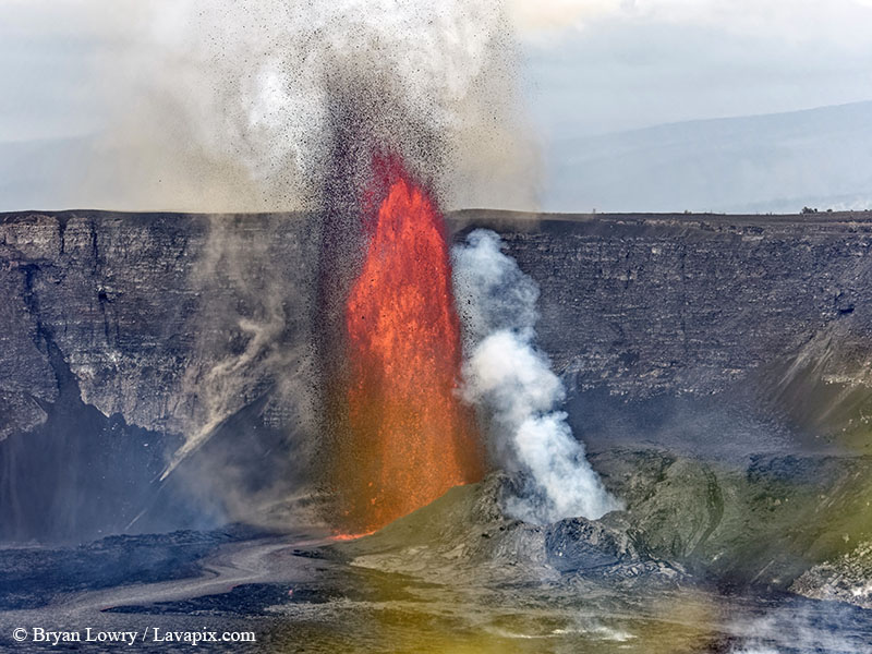 _BL_8840_32025 GH5.jpg :: Lava fountain, Kilauea volcano, Hawaii Volcanoes National Park, The Big Island of Hawaii 3-20-25