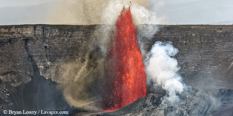 _BL_8846c_32025 GH5.jpg :: Lava fountain, Kilauea volcano, Hawaii Volcanoes National Park, The Big Island of Hawaii 3-20-25