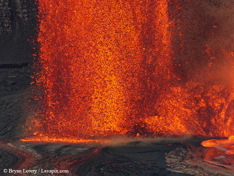 _BL_9301 - 32625 GH5.jpg :: The white-tailed tropicbird, also known as Koa?'e kea in Hawaiian, is a seabird that breeds on tropical islands and lives in the crater walls of Kilauea volcanoes' Halemaumau Vent.
Adults have a 3' wingspan.
Episode 15 eruption Lava fountain, Kilauea volcano, Hawaii Volcanoes National Park, The Big Island of Hawaii. 3-26-25