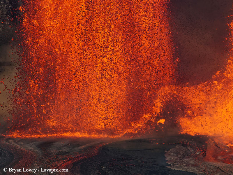 _BL_9309 - 32625 GH5.jpg :: The white-tailed tropicbird, also known as Koa?'e kea in Hawaiian, is a seabird that breeds on tropical islands and lives in the crater walls of Kilauea volcanoes' Halemaumau Vent.
Adults have a 3' wingspan.
Episode 15 eruption Lava fountain, Kilauea volcano, Hawaii Volcanoes National Park, The Big Island of Hawaii. 3-26-25
