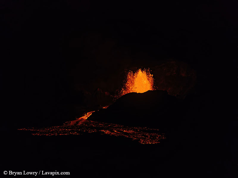 _BL_9358_6425 GH5-DeNoiseAI-standard.jpg :: Episode 24 eruption, Lava fountain, Kilauea volcano, Hawaii Volcanoes National Park, The Big Island of Hawaii. 6-4-2025 