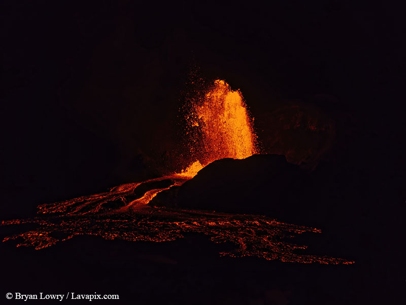 _BL_9361_6425 GH5-DeNoiseAI-standard.jpg :: Episode 24 eruption, Lava fountain, Kilauea volcano, Hawaii Volcanoes National Park, The Big Island of Hawaii. 6-4-2025 