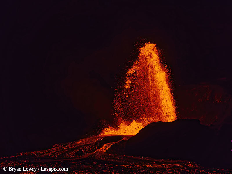 _BL_9370_6425 GH5-DeNoiseAI-standard.jpg :: Episode 24 eruption, Lava fountain, Kilauea volcano, Hawaii Volcanoes National Park, The Big Island of Hawaii. 6-4-2025 