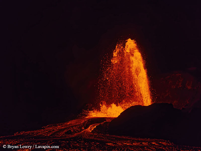 _BL_9374_6425 GH5-DeNoiseAI-standard.jpg :: Episode 24 eruption, Lava fountain, Kilauea volcano, Hawaii Volcanoes National Park, The Big Island of Hawaii. 6-4-2025 
