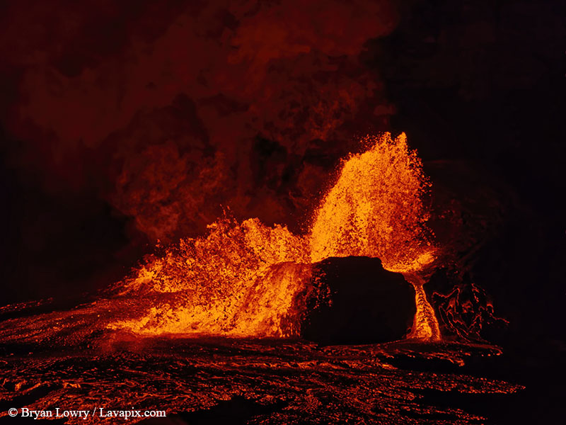 _BL_9377_6425 GH5-DeNoiseAI-standard.jpg :: Episode 24 eruption, Lava fountain, Kilauea volcano, Hawaii Volcanoes National Park, The Big Island of Hawaii. 6-4-2025 