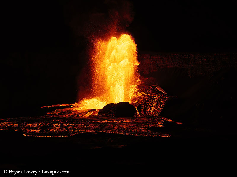 _BL_9385_6425 GH5-DeNoiseAI-standard.jpg :: Episode 24 eruption, Lava fountain, Kilauea volcano, Hawaii Volcanoes National Park, The Big Island of Hawaii. 6-4-2025 
