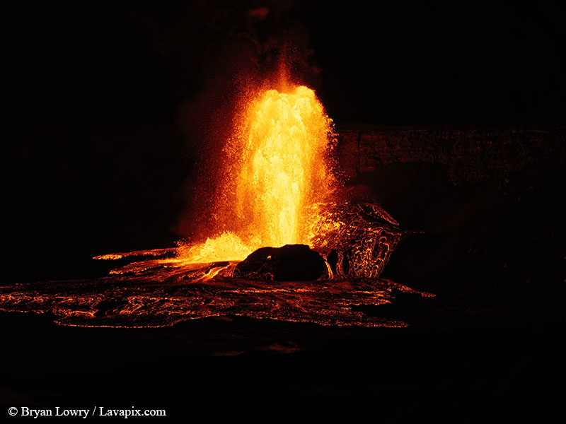 _BL_9387_6425 GH5-DeNoiseAI-standard.jpg :: Episode 24 eruption, Lava fountain, Kilauea volcano, Hawaii Volcanoes National Park, The Big Island of Hawaii. 6-4-2025 