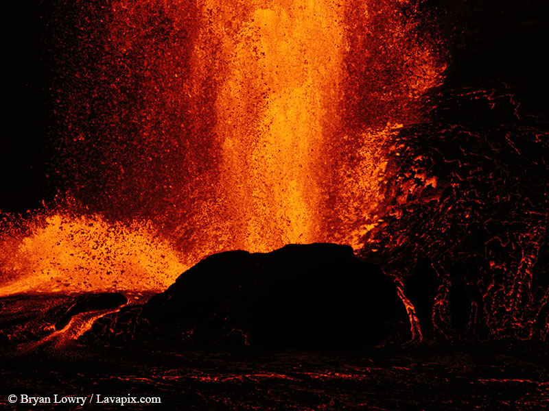 _BL_9399_6425 GH5-DeNoiseAI-standard.jpg :: Episode 24 eruption, Lava fountain, Kilauea volcano, Hawaii Volcanoes National Park, The Big Island of Hawaii. 6-4-2025 