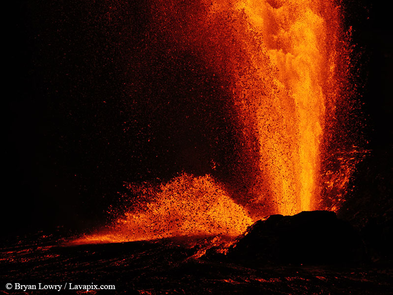 _BL_9424_6425 GH5-DeNoiseAI-standard.jpg :: Episode 24 eruption, Lava fountain, Kilauea volcano, Hawaii Volcanoes National Park, The Big Island of Hawaii. 6-4-2025 