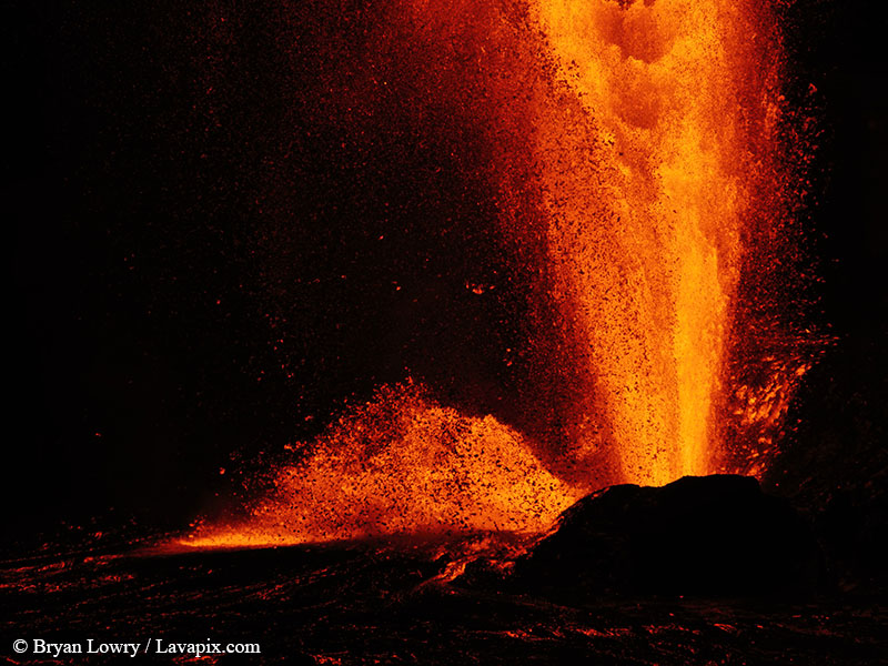 _BL_9425_6425 GH5-DeNoiseAI-standard.jpg :: Episode 24 eruption, Lava fountain, Kilauea volcano, Hawaii Volcanoes National Park, The Big Island of Hawaii. 6-4-2025 