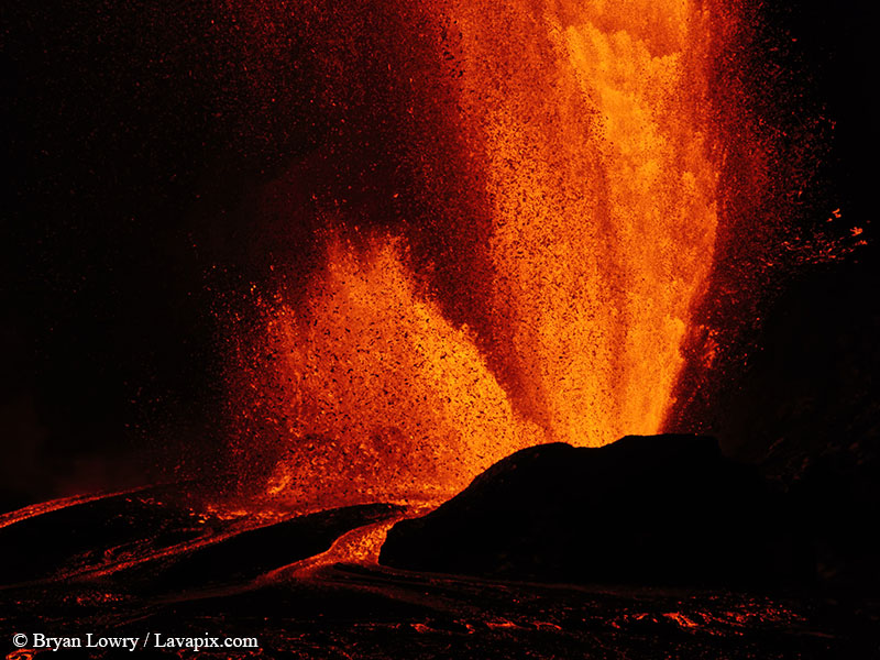 _BL_9469_6425 GH5-DeNoiseAI-standard.jpg :: Episode 24 eruption, Lava fountain, Kilauea volcano, Hawaii Volcanoes National Park, The Big Island of Hawaii. 6-4-2025 