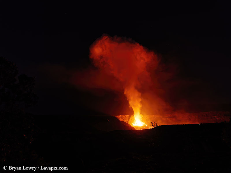 122524-7200.jpg :: Lava fountain, Kilauea volcano, Hawaii Volcanoes National Park, The Big Island of Hawaii 12-25-24