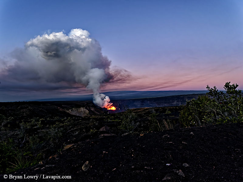 122524-7222.jpg :: Lava fountain, Kilauea volcano, Hawaii Volcanoes National Park, The Big Island of Hawaii 12-25-24