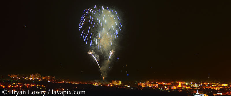 BryanLowry-lavapix.com2001c.jpg :: Fireworks, 4th of July, Kailua Kona, The Big Island of Hawaii