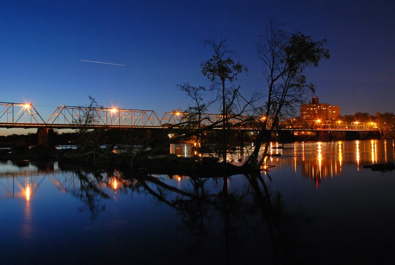 Calhoun Bridge and Jet Stream.jpg