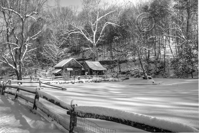 Cuttalossa in Winter.jpg :: Second Place Landscape B & W in 2011 Focal Planes Foto Club Contests