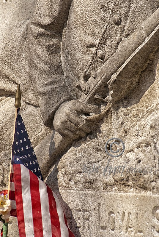 Flag Maryland Monument.jpg