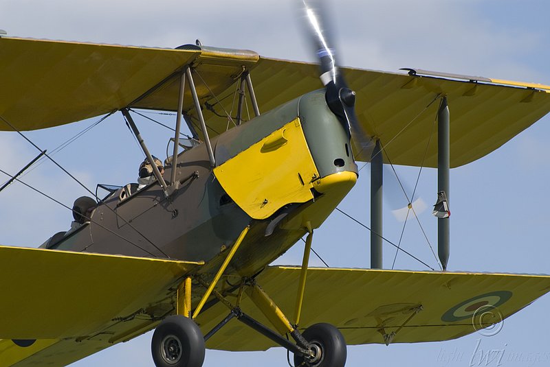 Flying Old School.jpg :: Flying Old School
