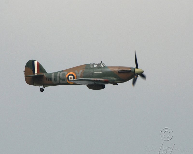 Hurricane in flight.jpg :: Hurricane in Flight