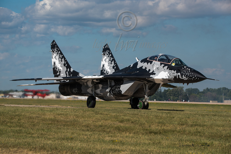 Mig-29 Taxi Web.jpg