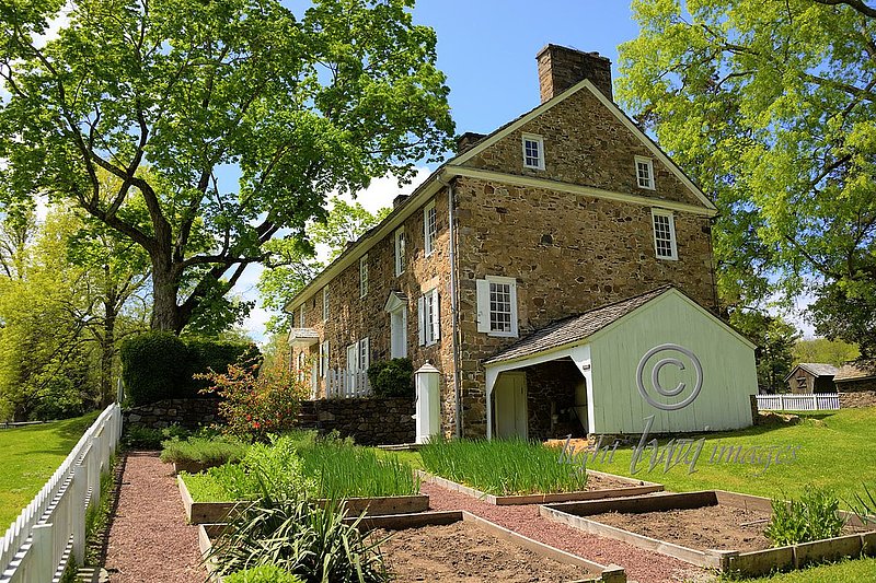 Thompson Neely frm Garden_cpyrt.jpg