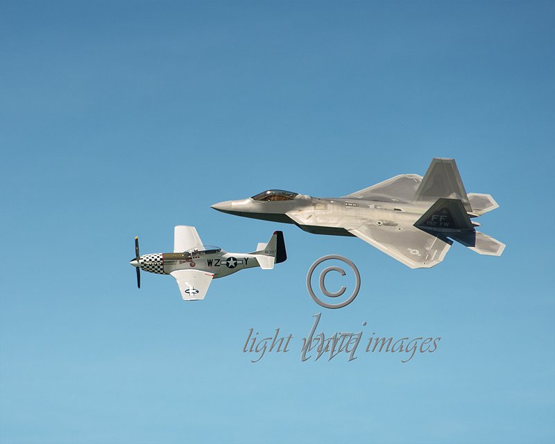 Heritage F-22 with P-51 Mustang.jpg :: F-22 with P-51 Mustang Heritage Flight