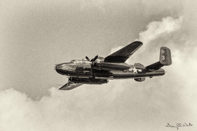 B-25 Devil Dog.jpg :: B-25 Devil Dog B&W