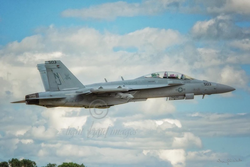 F-18 Takeoff.jpg :: F-18 After Takeoff