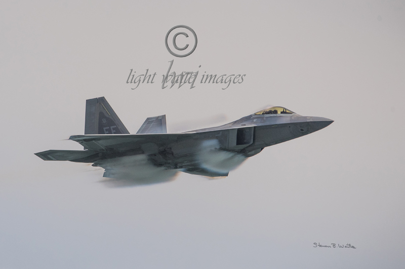 F-22 Belly Vapor.jpg