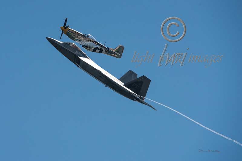 F-22 P-51 Heritage Flight.jpg