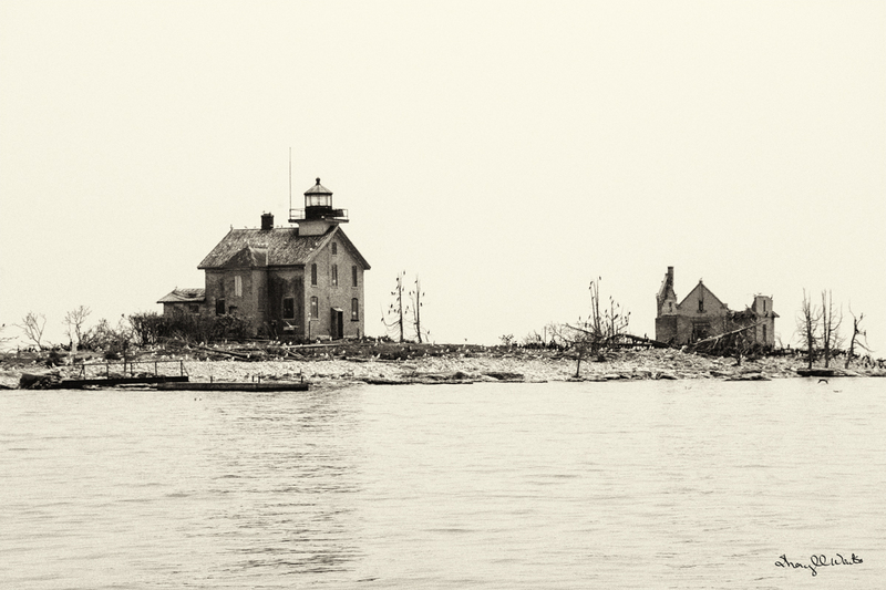 Pilot Island Lighthouse - sepia.jpg