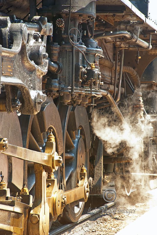 Steam Engine running gear.jpg