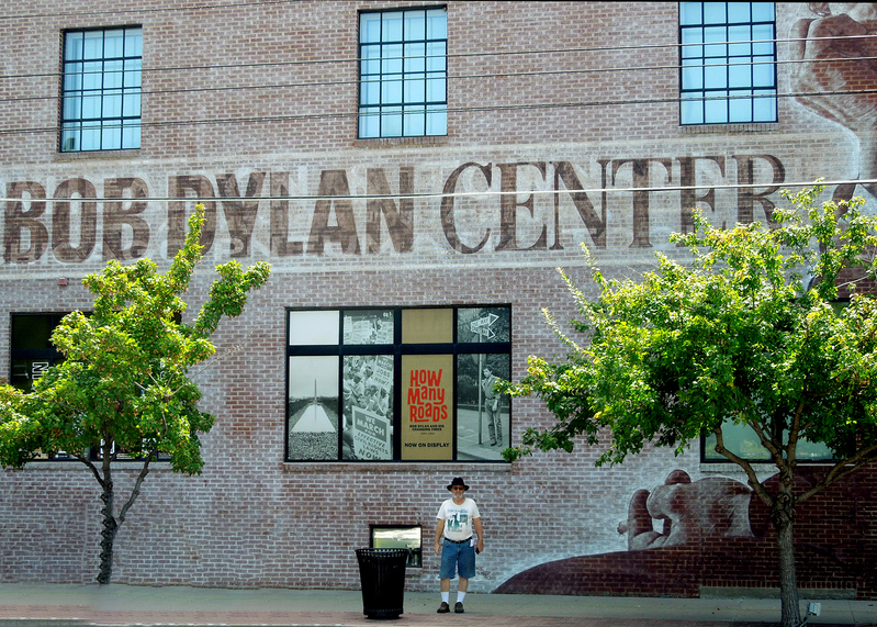 bob dylan center008.jpg
