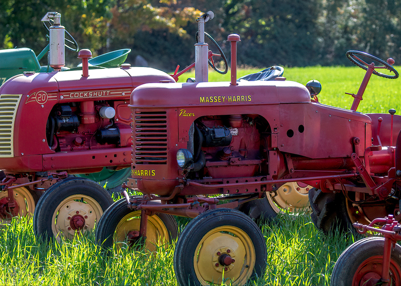 tractors_0422.jpg