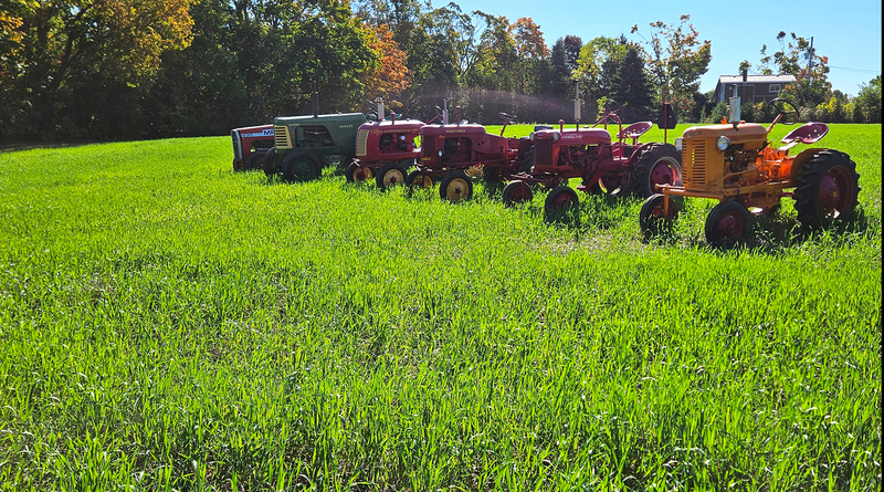 tractors_110827.jpg