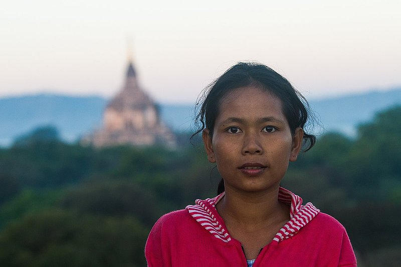 20121128BaganFullMoonFestival-9925.jpg