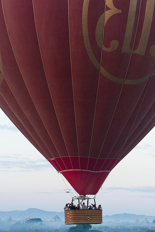 20121129BaganBalloon Ride Stills-0539.jpg