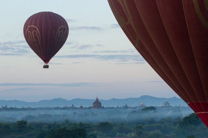 20121129BaganBalloon Ride Stills-0540.jpg