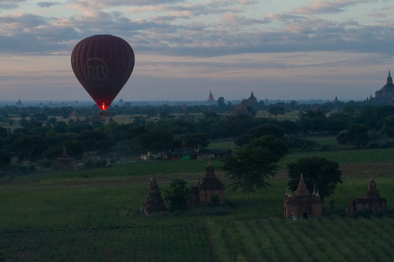 20121129BaganBalloon Ride Stills-0587.jpg