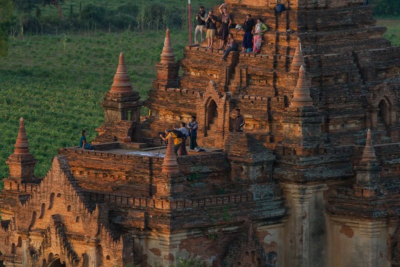 20121129BaganBalloon Ride Stills-0600.jpg