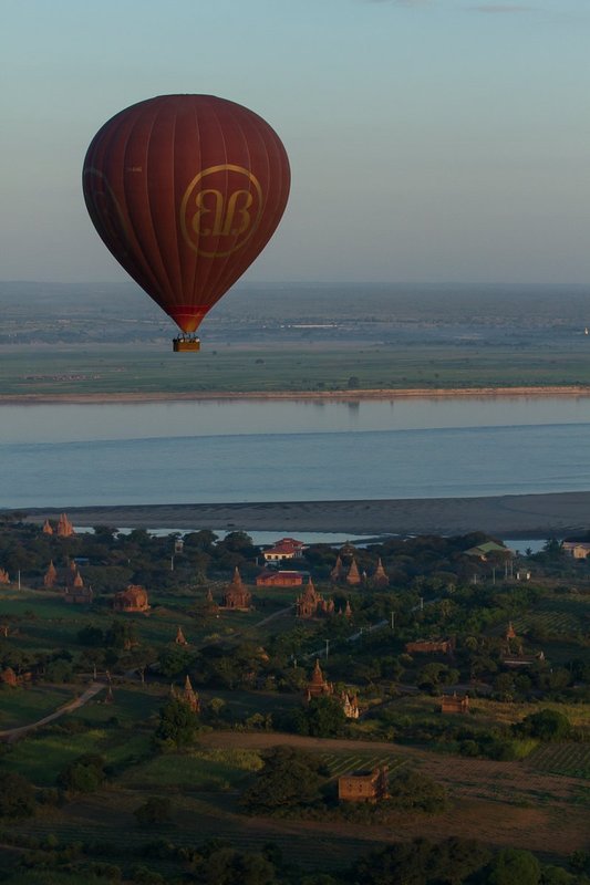 20121129BaganBalloon Ride Stills-0655.jpg