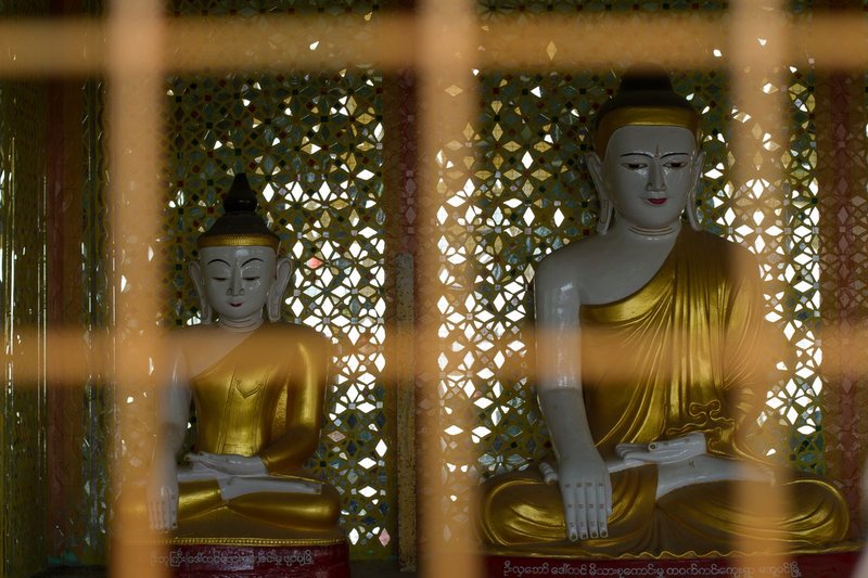 20121201MandalayNunnery-1276.jpg