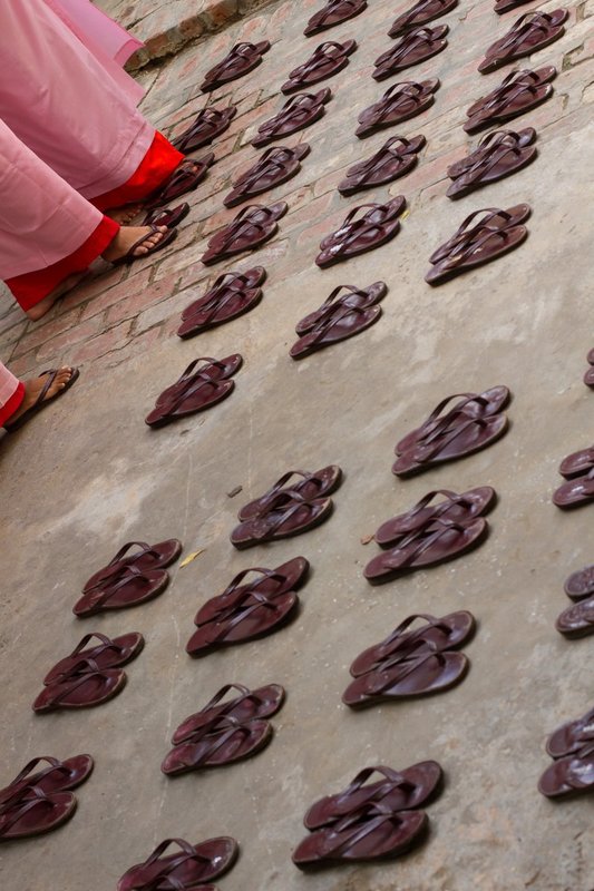20121201MandalayNunnery-14261.jpg