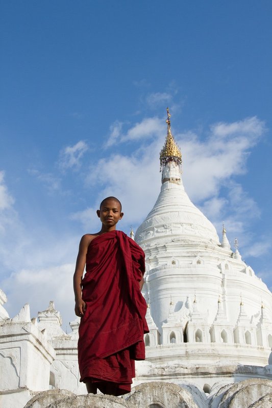 20121202Mingun Monastery-2229.jpg