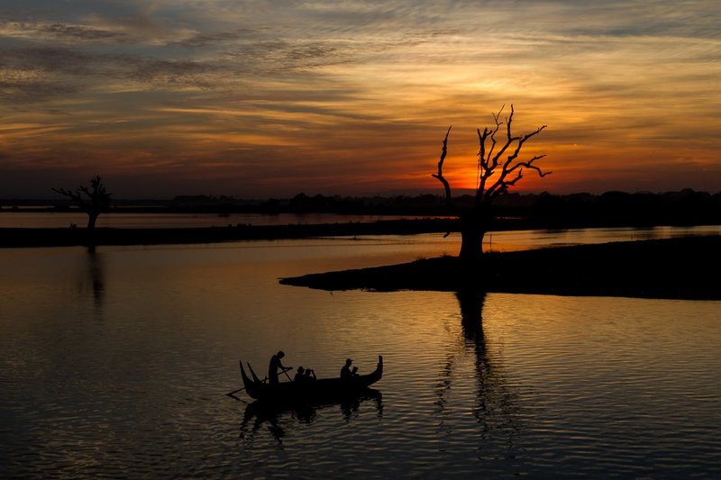 20121202UBeinBridgeSunset-2447.jpg