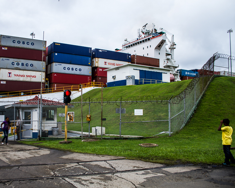 2013080913Colon-2898.jpg :: Gutan locks