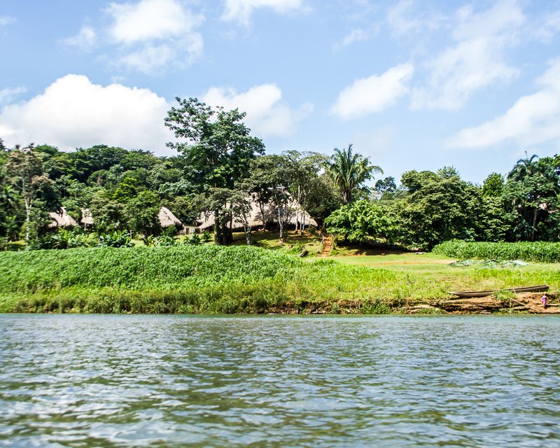 20130810EmberaIndians-2935.jpg :: An Embera Indian village