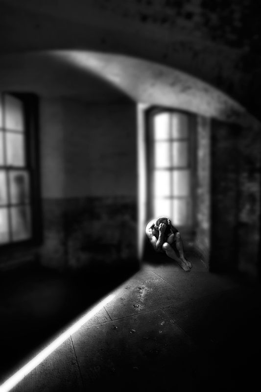 pp2.jpg :: This, to me, is depression.  Your mind locked away in a dark vault, in a frantic loop of despair and self pity/loathing.  I am naked because it represents the ultimate in vulnerability.  For those of you who know of depression personally, please....talk to some one if you haven't already.  You don't have to go it alone.